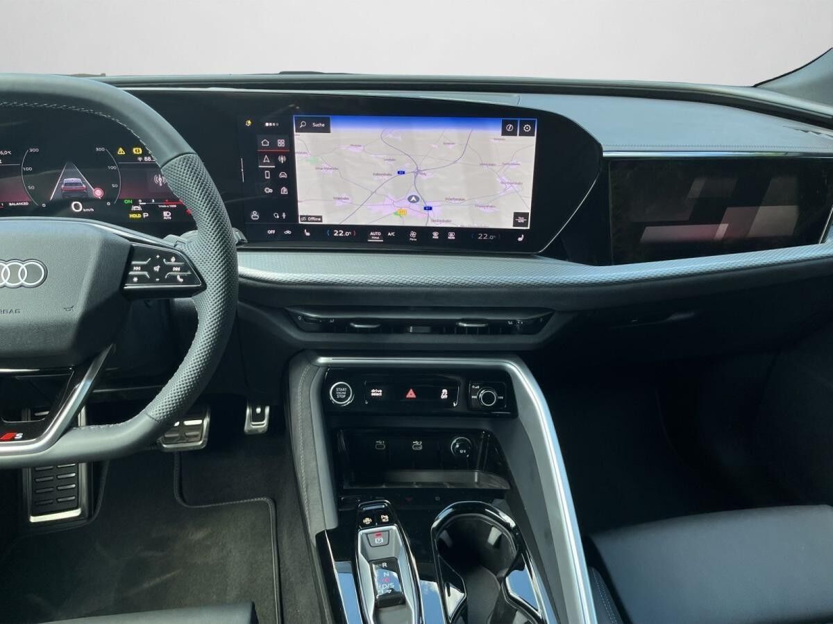 Audi Q5 Sportback TFSI quattro S tronic Audi Q5 Sportback TFSI quattro S tronic