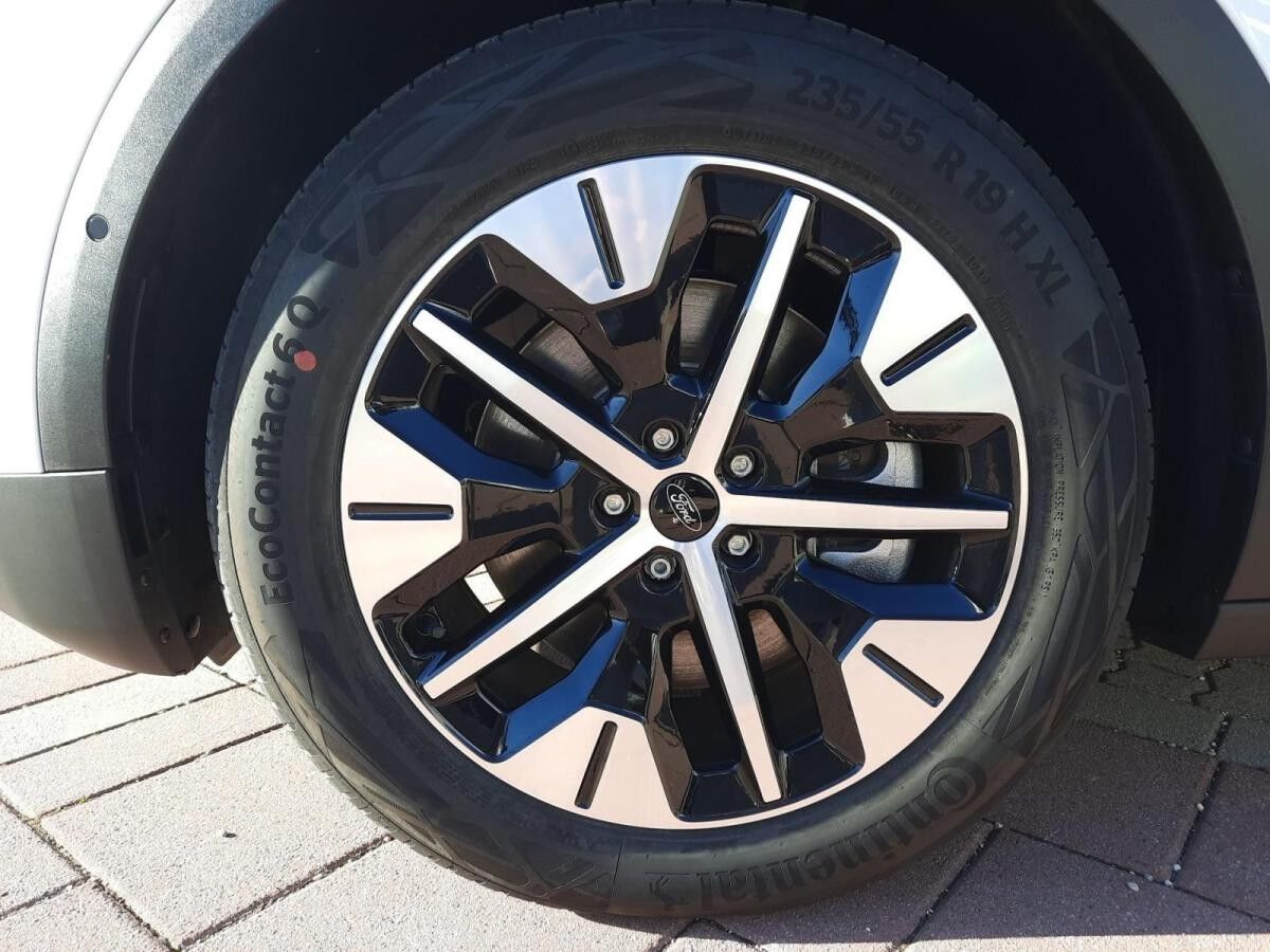 Ford Explorer RWD H ACC 19 Zoll Räder Klima