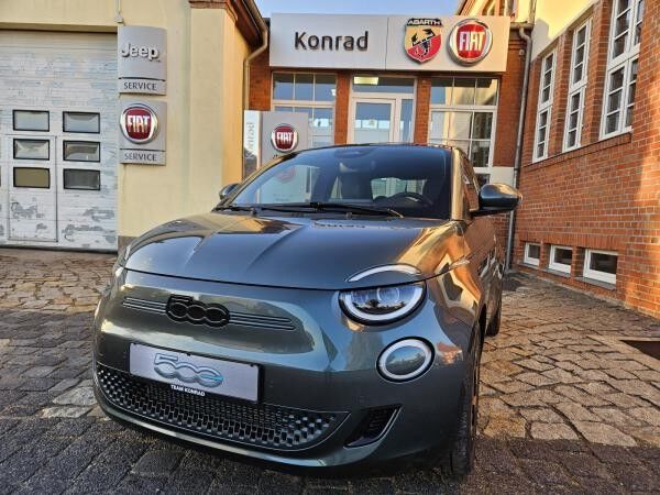 Fiat 500e Giorgio Armani - Vollausstattung - Panoramadach - JBL