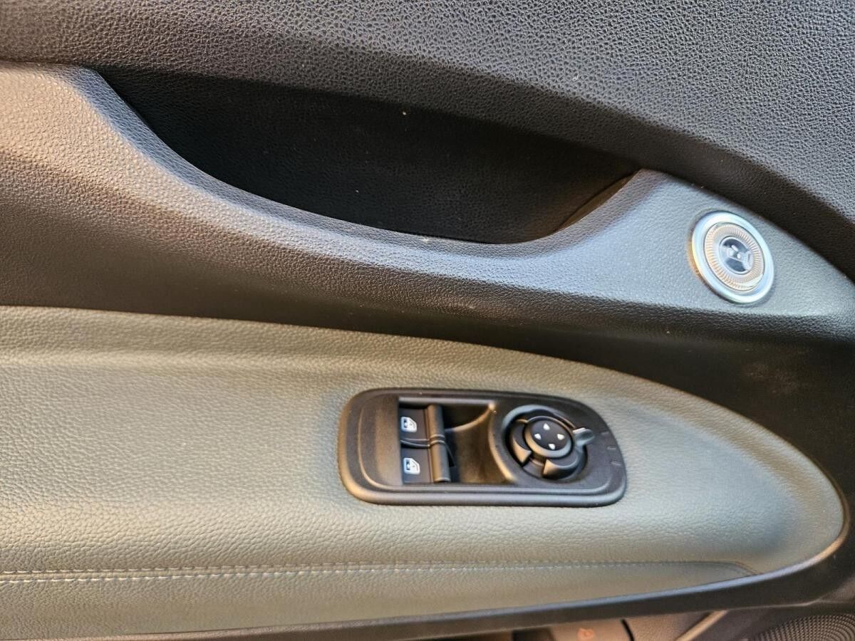 Fiat 500e Giorgio Armani - Vollausstattung - Panoramadach - JBL