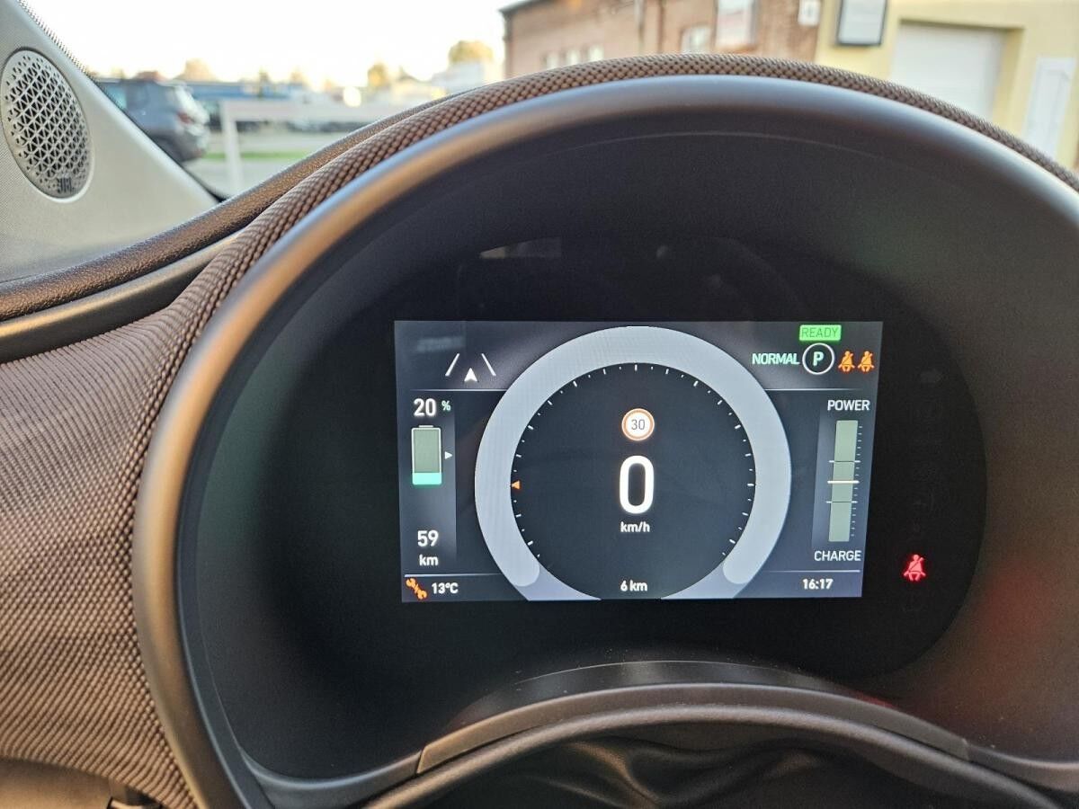 Fiat 500e Giorgio Armani - Vollausstattung - Panoramadach - JBL