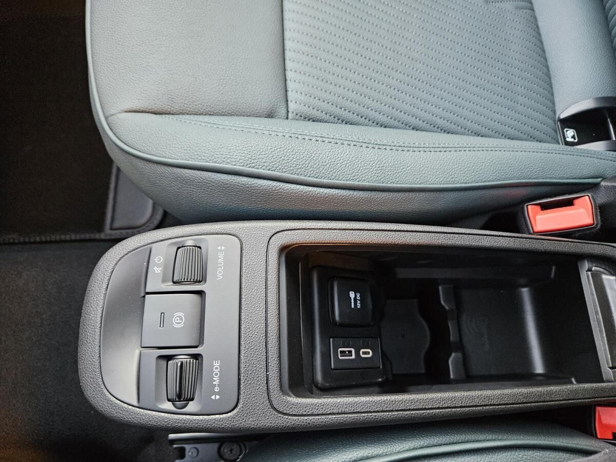 Fiat 500e Giorgio Armani - Vollausstattung - Panoramadach - JBL