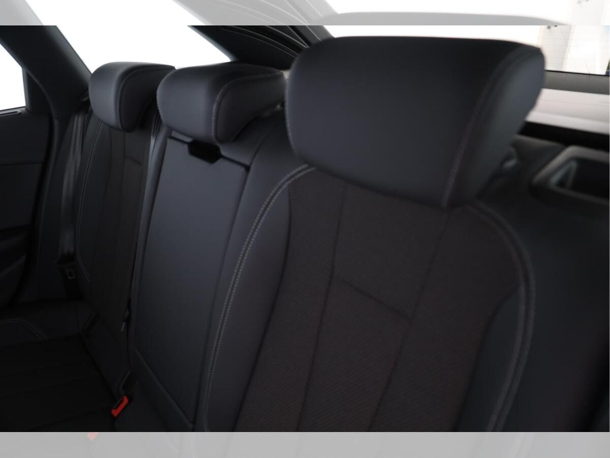 Audi A4 Avant 35 TDI S tronic S line