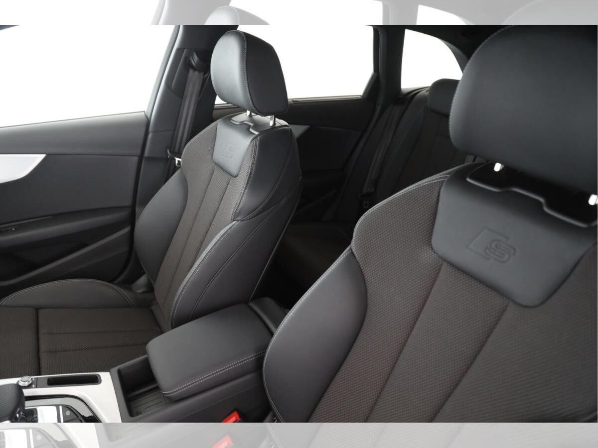 Audi A4 Avant 35 TDI S tronic S line