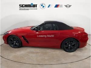BMW Z4 M40i + Innovationspaket + ACC + RFK + Head-Up