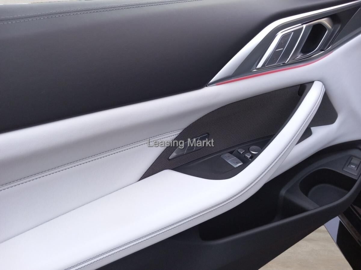 BMW M4 Competition M xDrive /NP=130.270,- / M Carbon