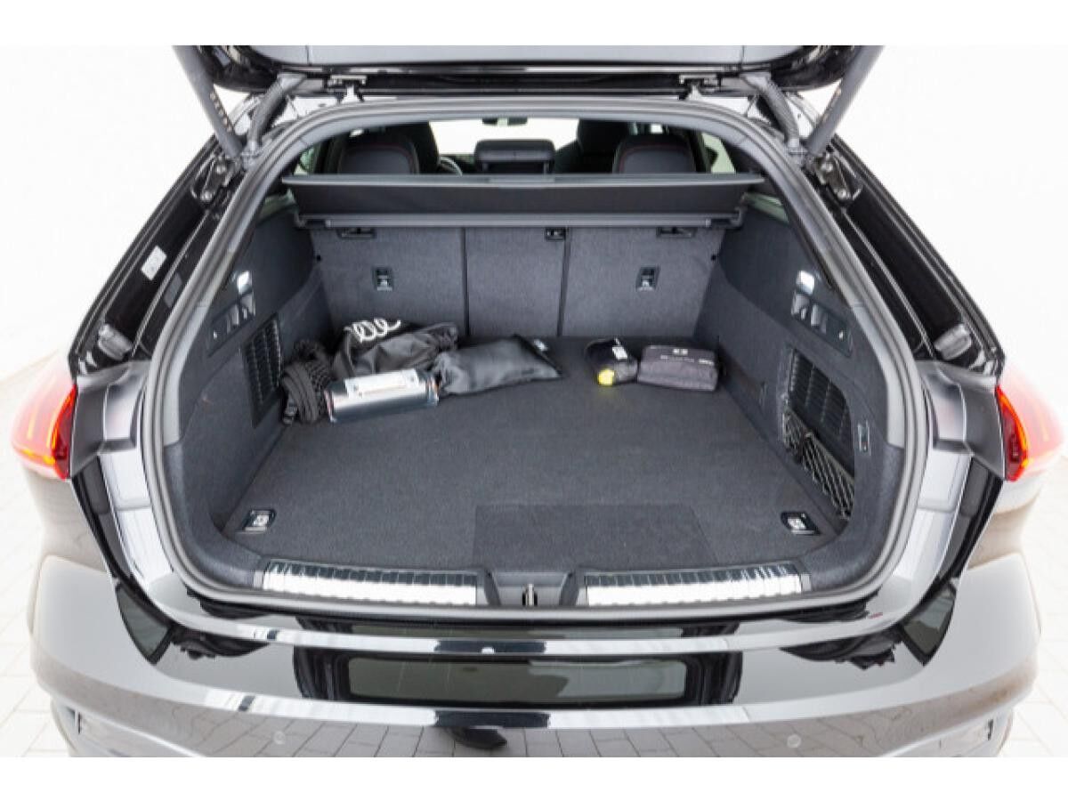 Audi A5 Avant e-hybrid quattro S tronic