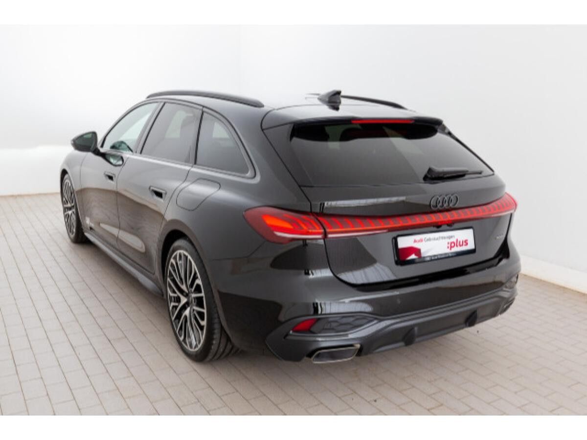 Audi A5 Avant e-hybrid quattro S tronic