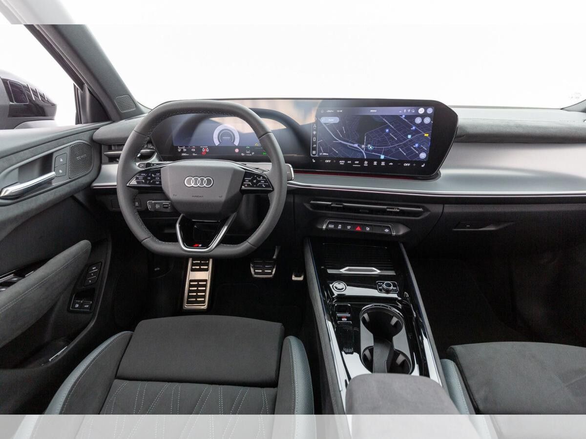 Audi Q3 e-hybrid S tronic Audi Q3 e-hybrid S tronic