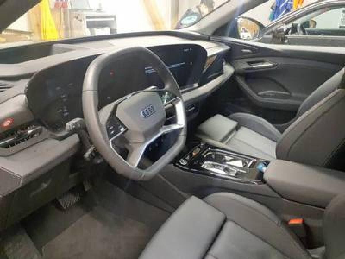 Audi Q6 e-tron quattro 360 4xSHZ ACC AHK AUT DynLicht