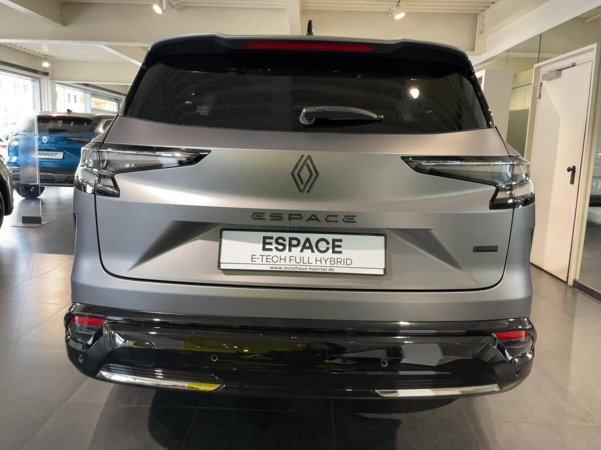 Renault Espace Esprit Alpine Full Hybrid E-Tech 200 5-S. Renault Espace Esprit Alpine Full Hybrid E-Tech 200 5-S.