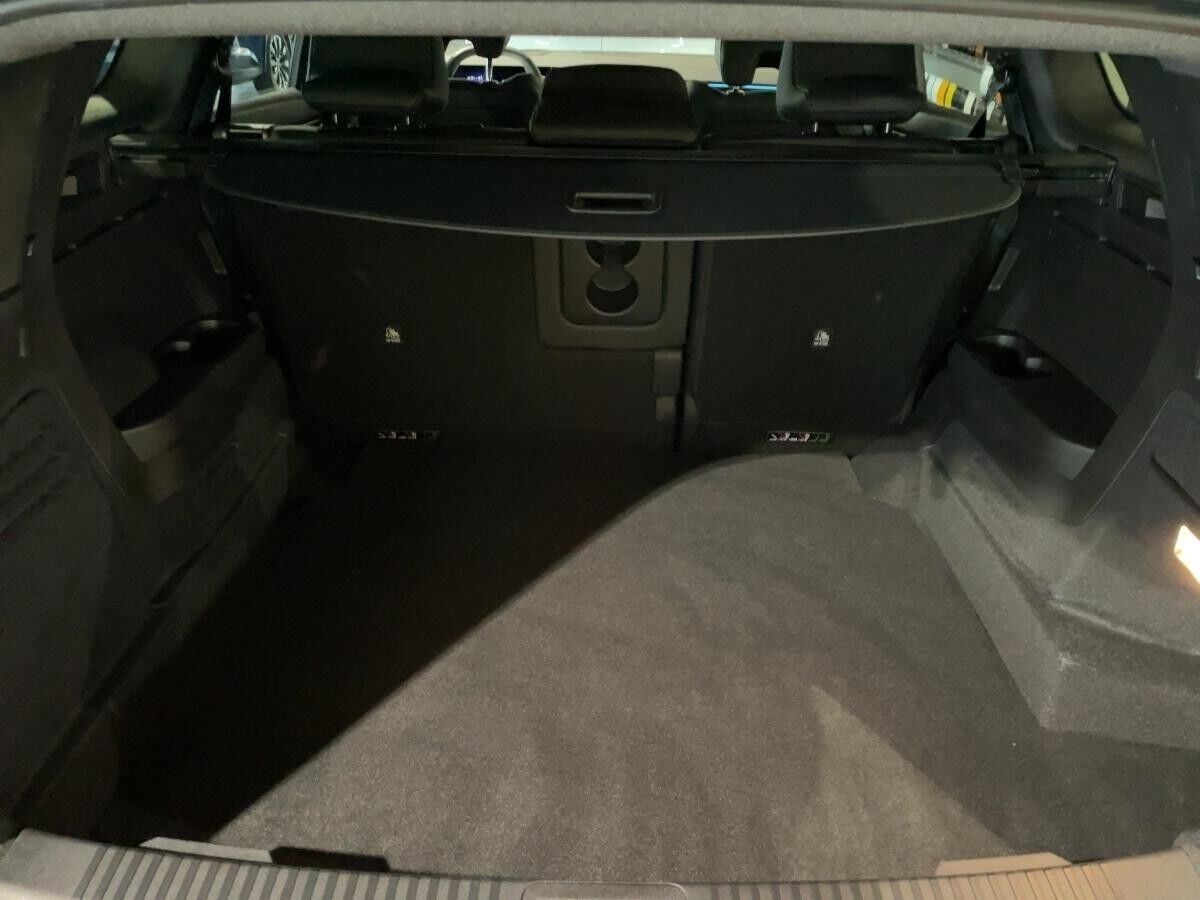 Renault Espace Esprit Alpine Full Hybrid E-Tech 200 5-S. Renault Espace Esprit Alpine Full Hybrid E-Tech 200 5-S.