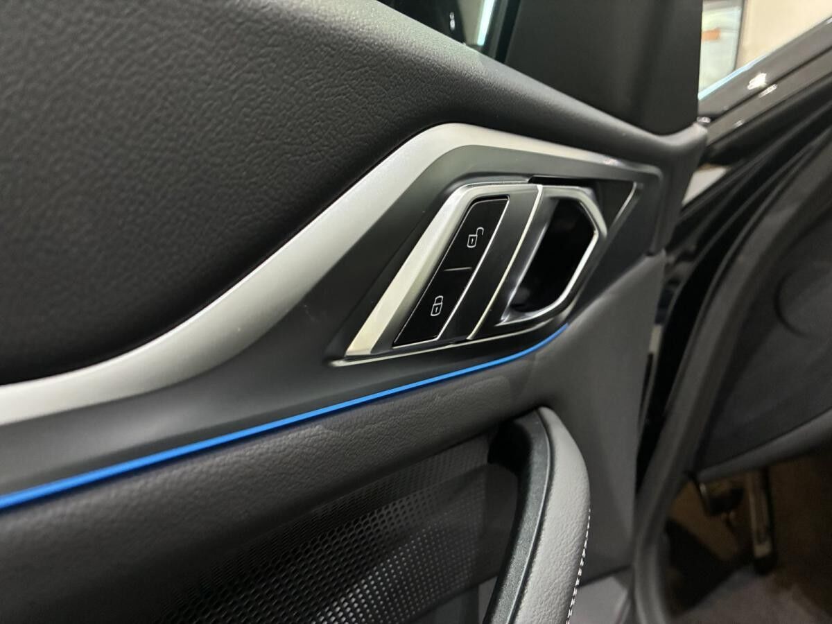 BMW i4 eDrive35 AKTION:INKL.WKR+M Sport+0,25DW+18LM+AHK+HEADUP+COMFORTPAKET