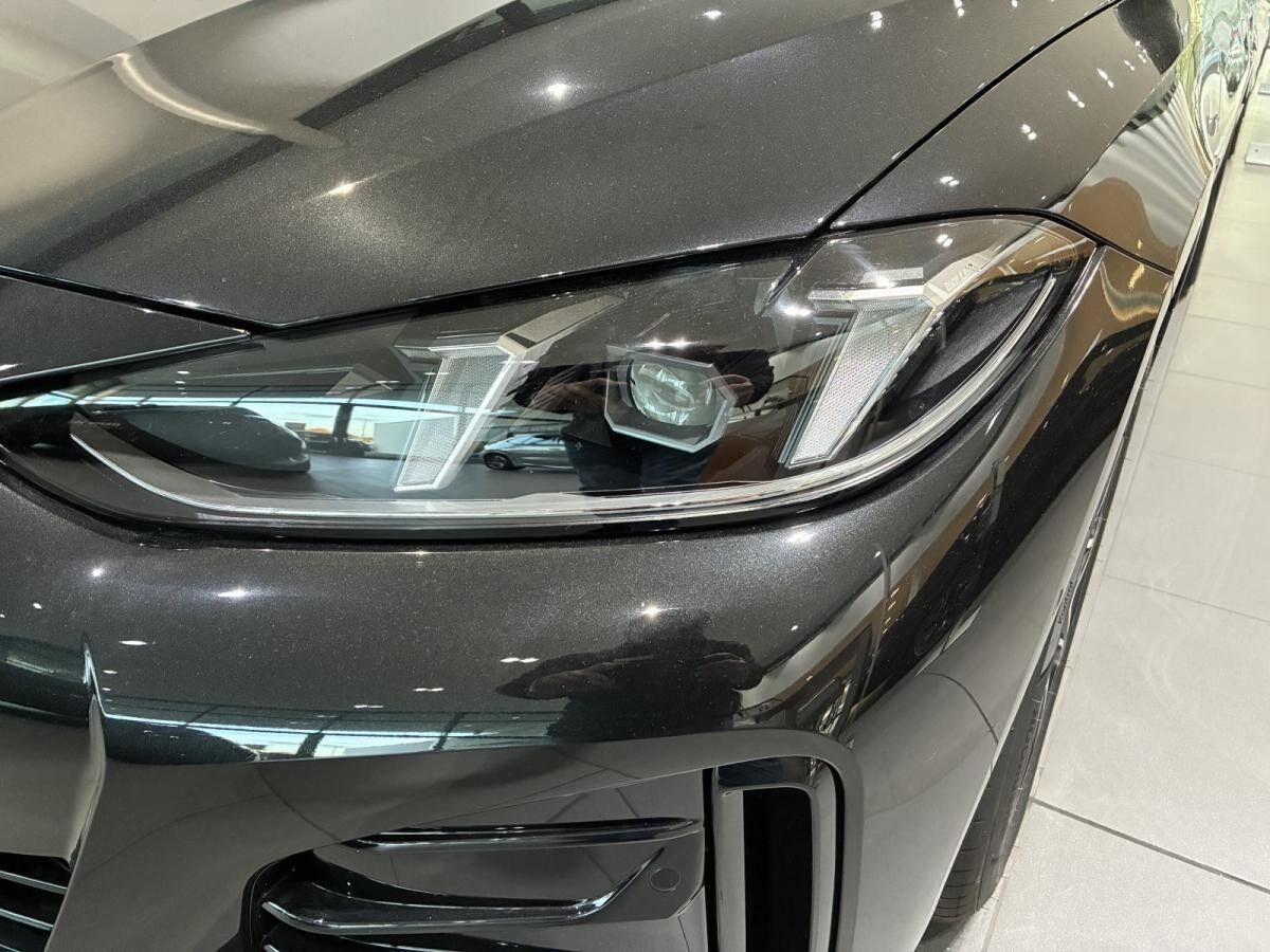 BMW i4 eDrive35 AKTION:INKL.WKR+M Sport+0,25DW+18LM+AHK+HEADUP+COMFORTPAKET