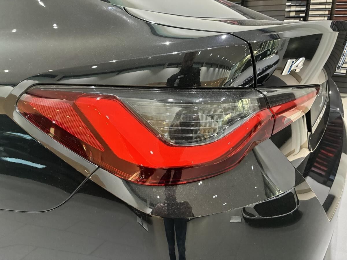 BMW i4 eDrive35 AKTION:INKL.WKR+M Sport+0,25DW+18LM+AHK+HEADUP+COMFORTPAKET