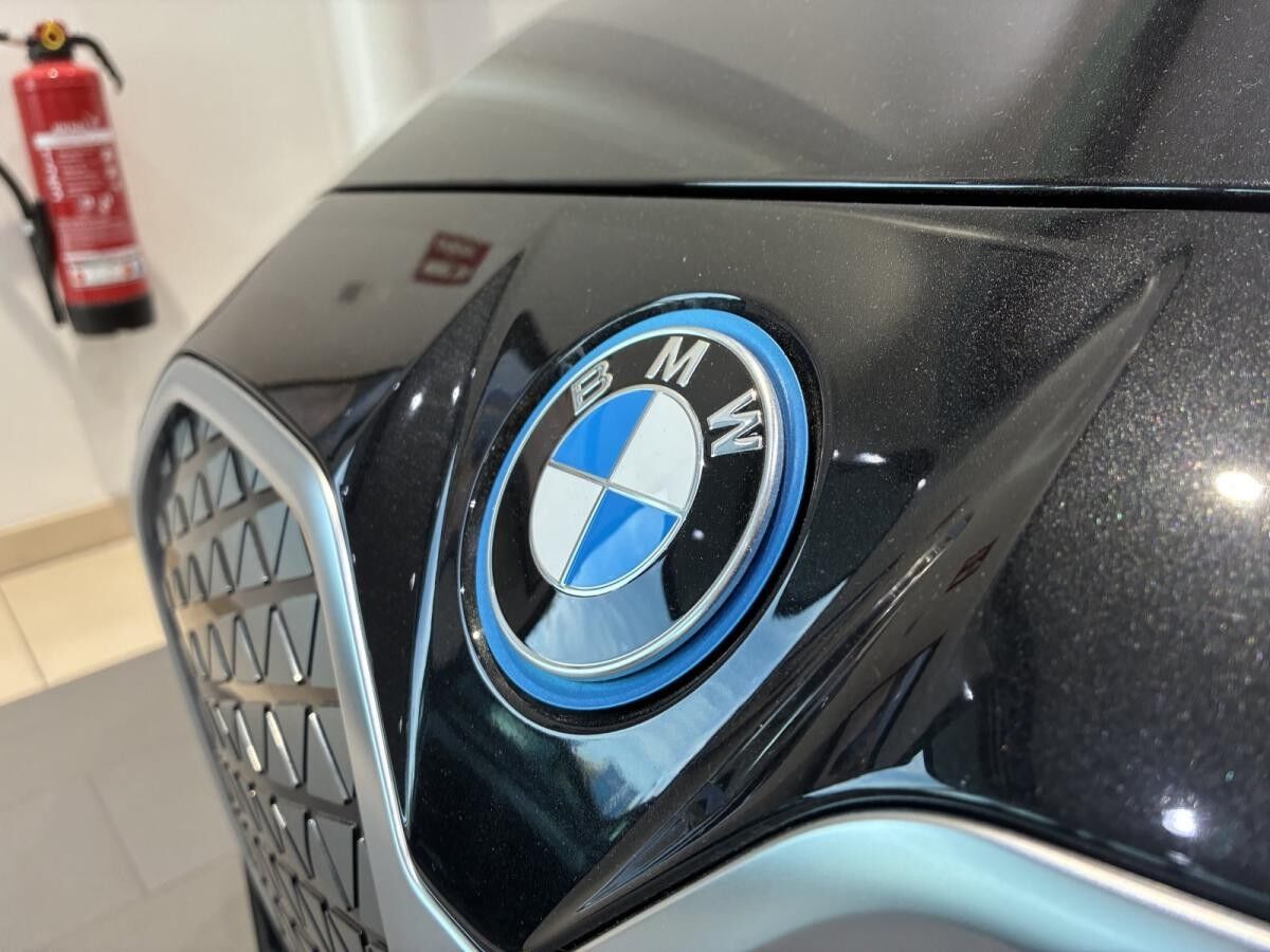 BMW i4 eDrive35 AKTION:INKL.WKR+M Sport+0,25DW+18LM+AHK+HEADUP+COMFORTPAKET