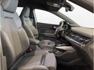 Audi Q4 e-tron Q4 Sportback e-tron 45 S line AHK Matrix LM 21" ACC Navi