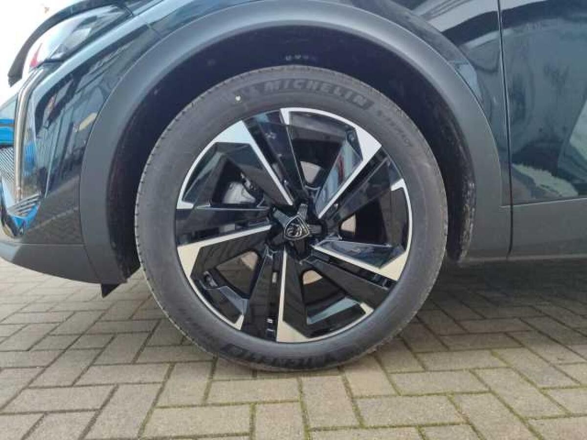 Peugeot 408 HYBRID 145 e-DSC6 Allure