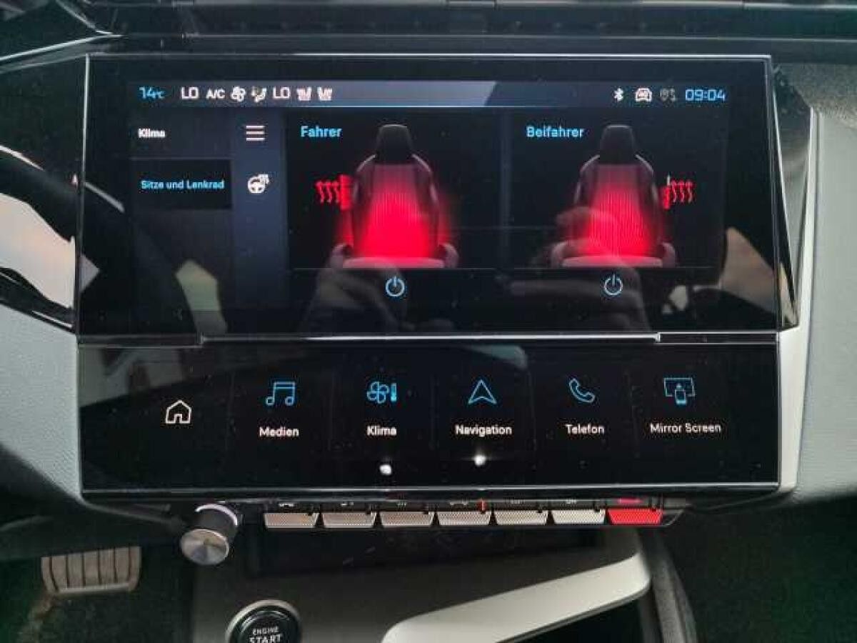 Peugeot 408 HYBRID 145 e-DSC6 Allure