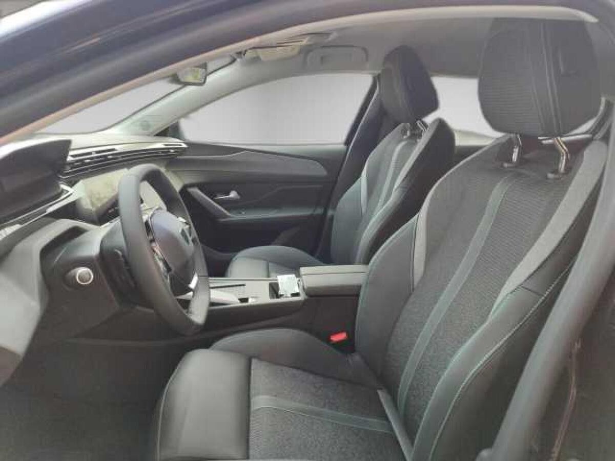 Peugeot 408 HYBRID 145 e-DSC6 Allure