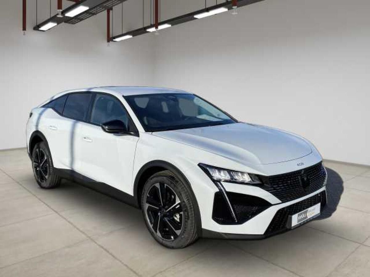 Peugeot 408 HYBRID 145 e-DSC6 Allure