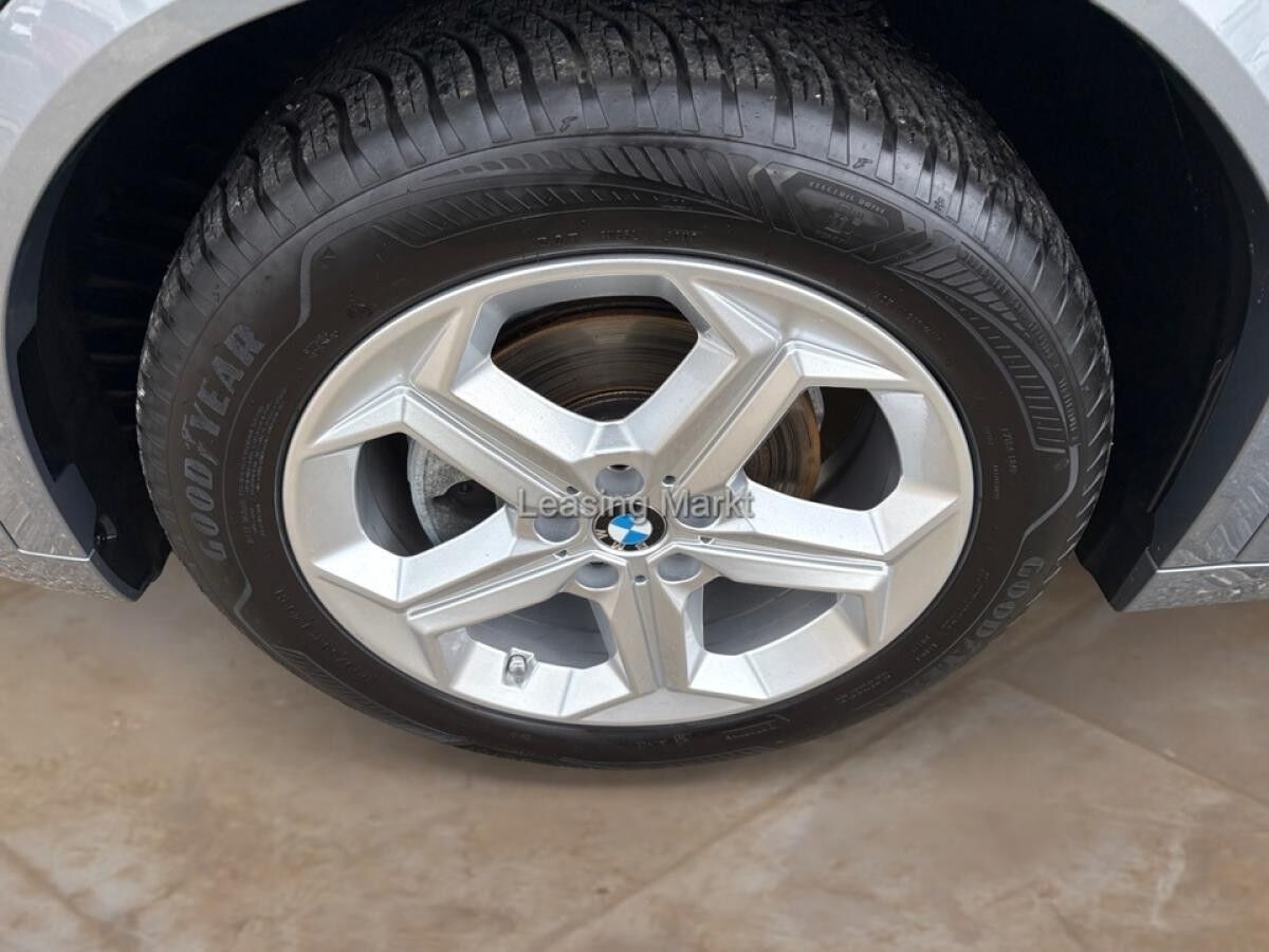 BMW X2 sDrive18d M Sport / NP= 58.370,- / AHK /