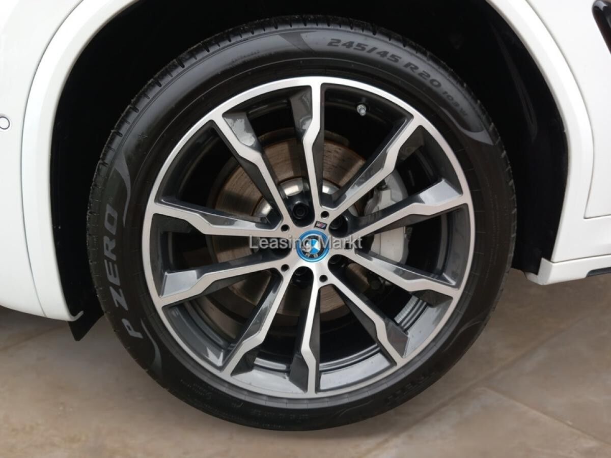 BMW X3 xDrive30e M Sportpaket Laserlicht Anhängerkpl