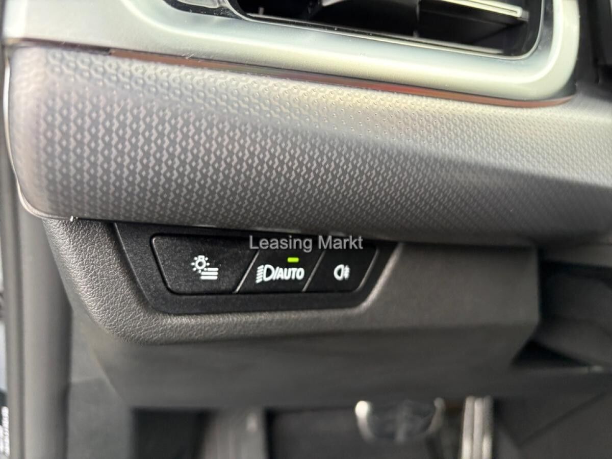 BMW X2 sDrive18d M Sport / NP= 58.370,- / AHK /