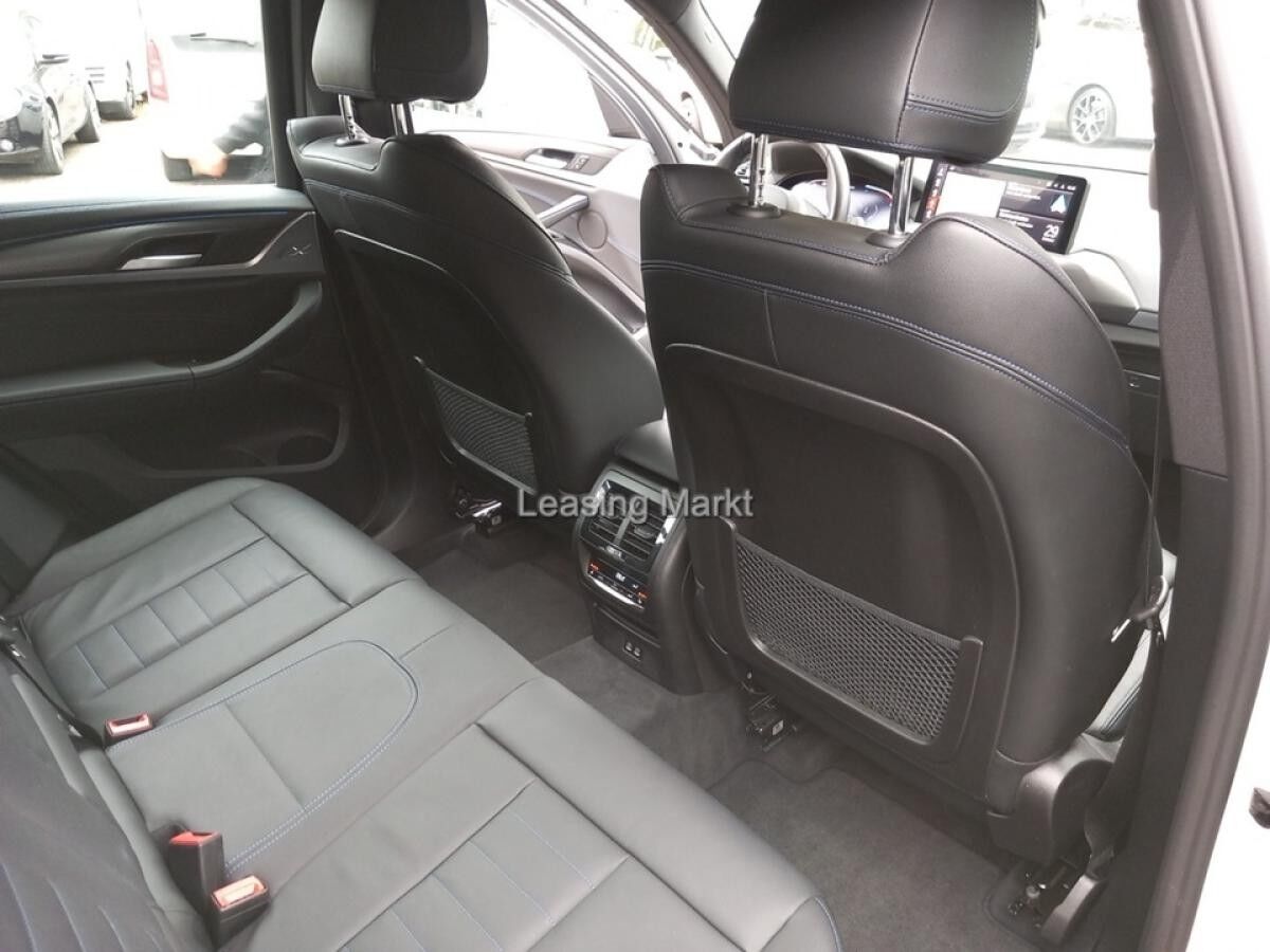 BMW X3 xDrive30e M Sportpaket Laserlicht Anhängerkpl