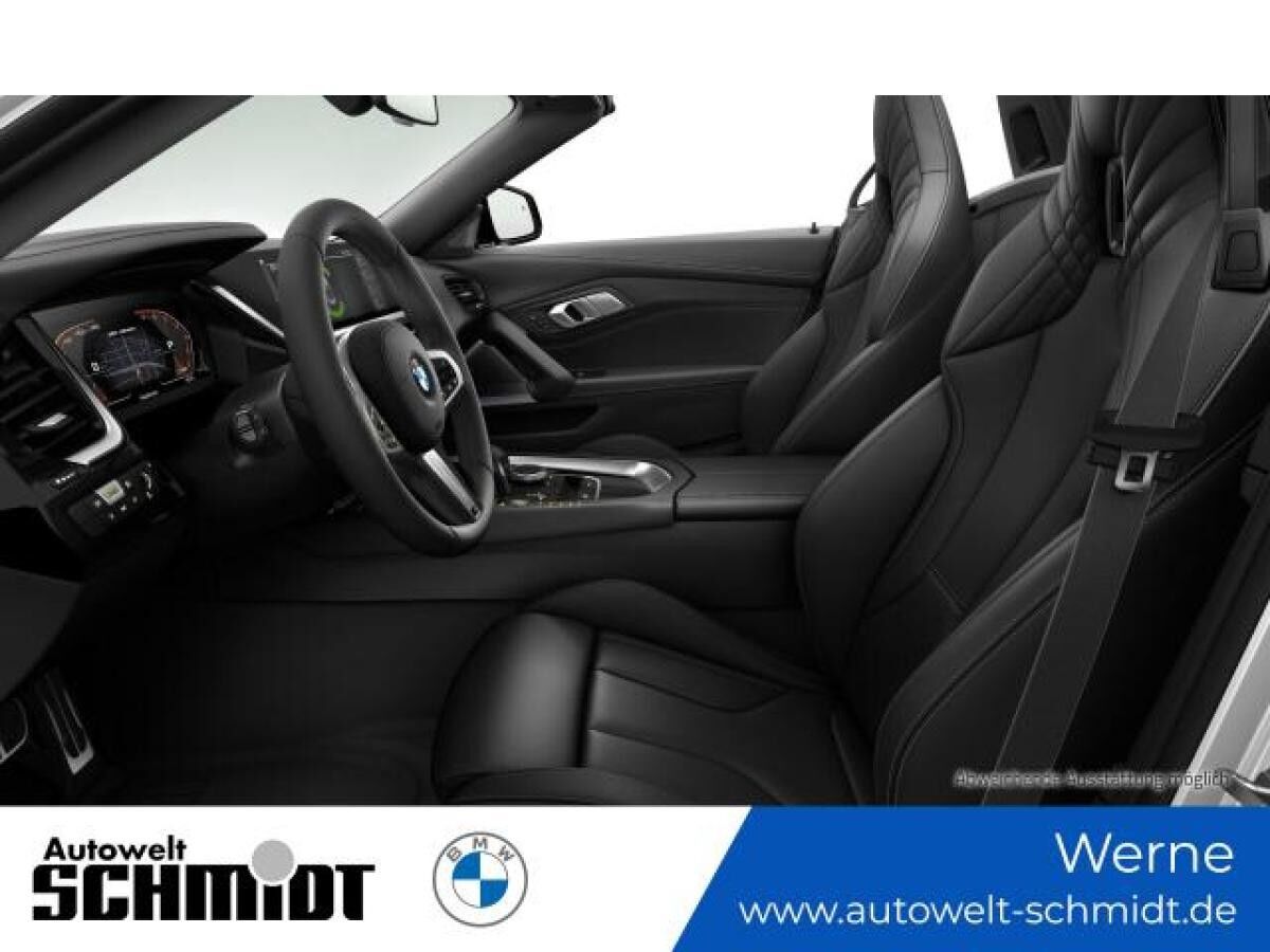 BMW Z4 M40i + Innovationspaket + ACC + RFK + Head-Up BMW Z4 M40i + Innovationspaket + ACC + RFK + Head-Up