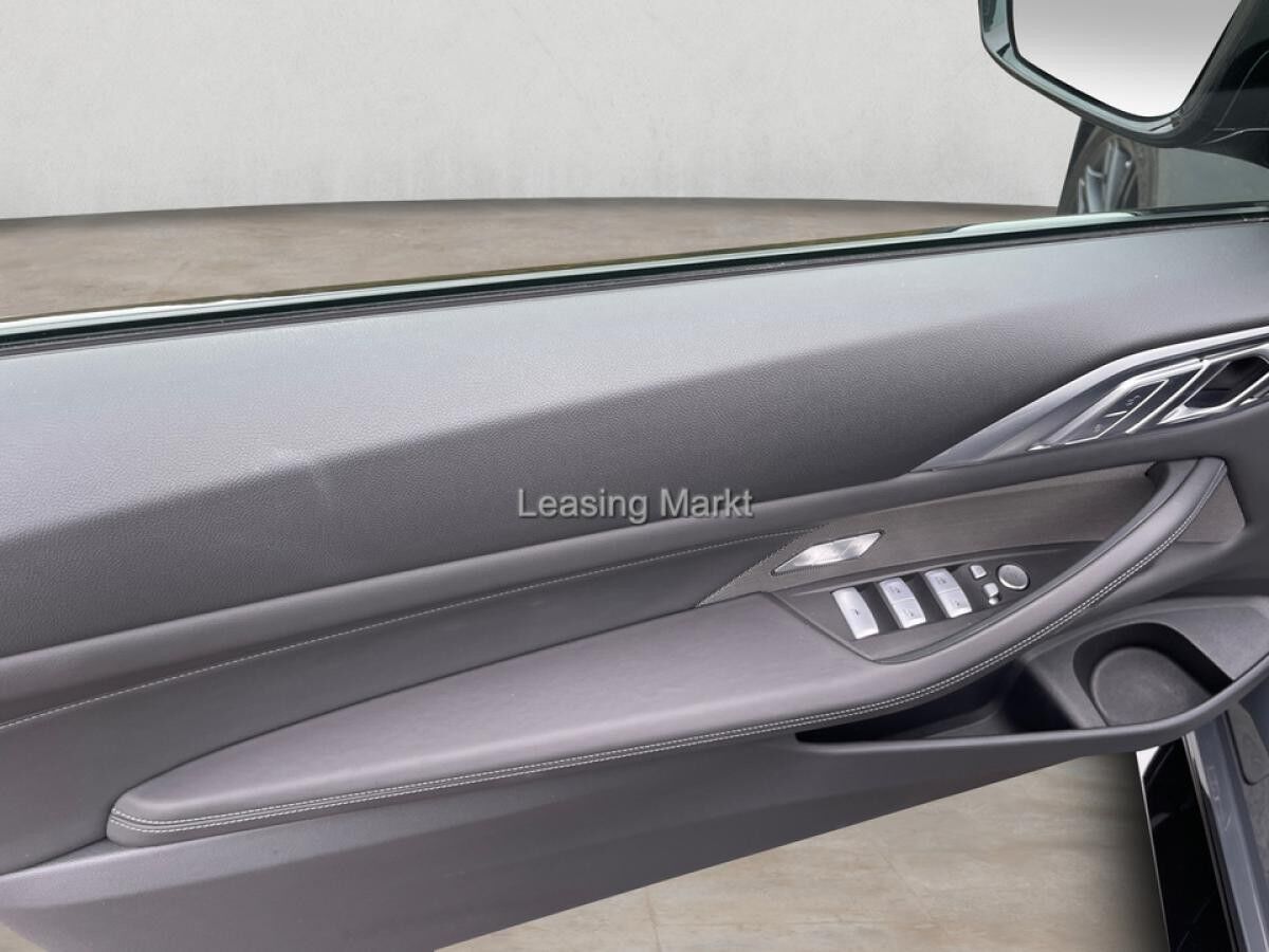 BMW M4 Competition M xDrive Cabrio / NP= 121.490,- /