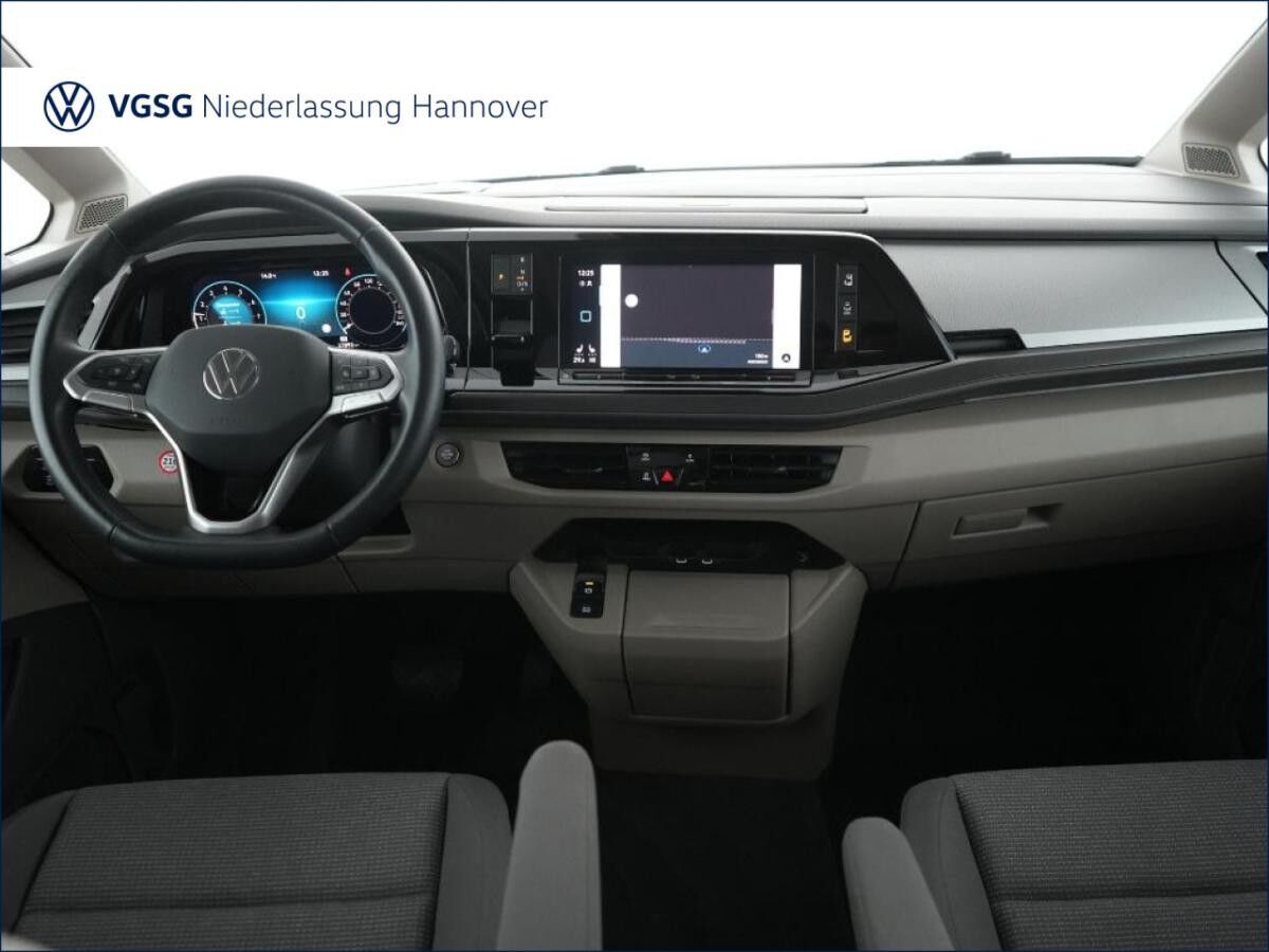Volkswagen Multivan lang PanoDach IQ.Light ACC Navi Kamera