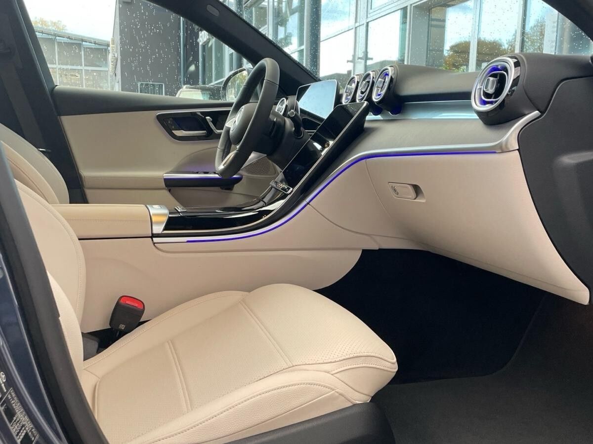 Mercedes-Benz C 180 T Avantgarde Totwinkel AHK Carplay Memory