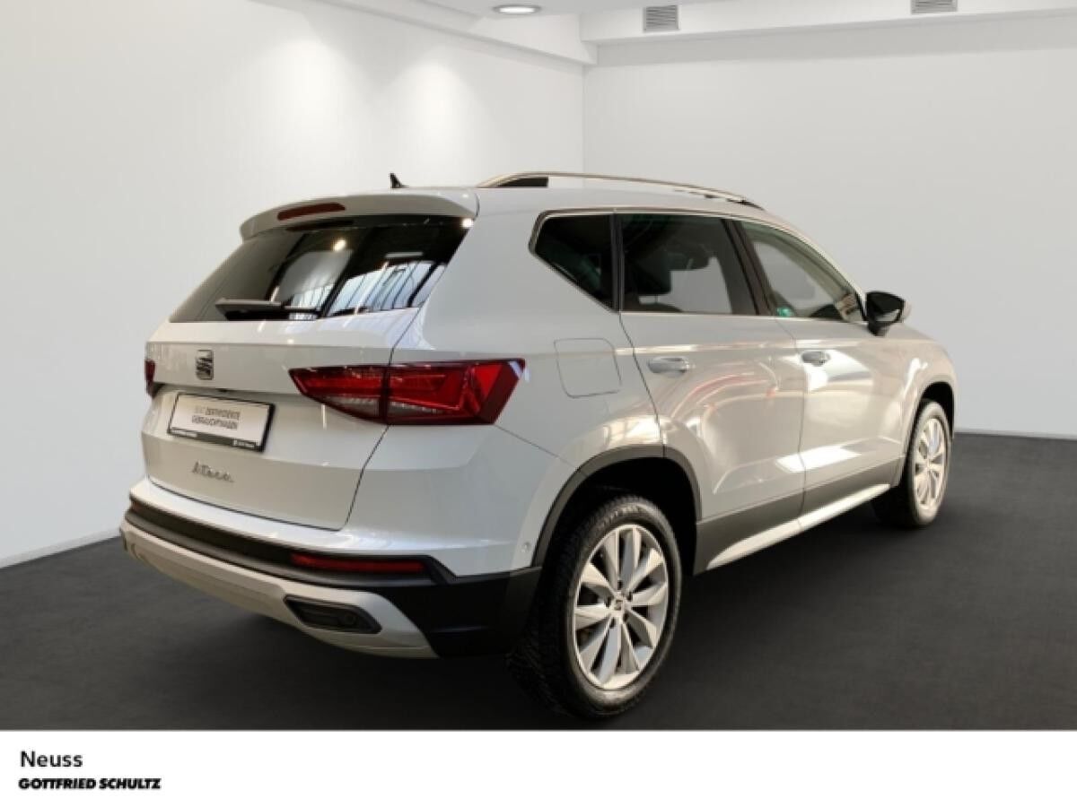 Seat Ateca XPERIENCE TSI DSG NAVI SITZHEIZUNG EINPARKHILFE LED