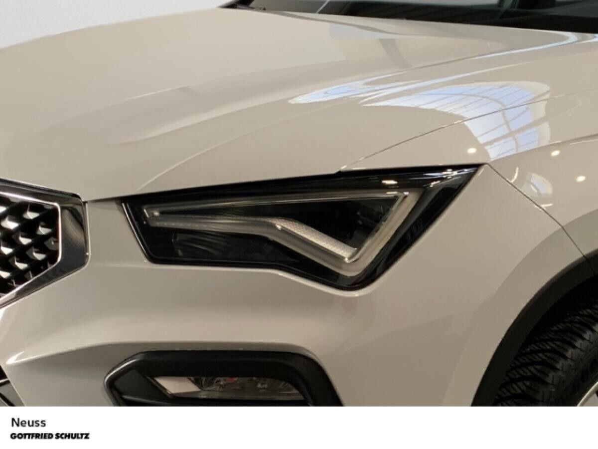 Seat Ateca XPERIENCE TSI DSG NAVI SITZHEIZUNG EINPARKHILFE LED