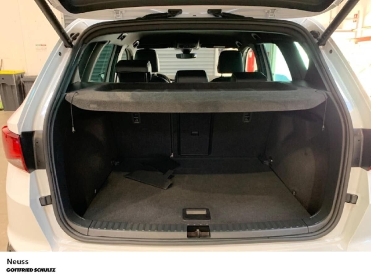 Seat Ateca XPERIENCE TSI DSG NAVI SITZHEIZUNG EINPARKHILFE LED
