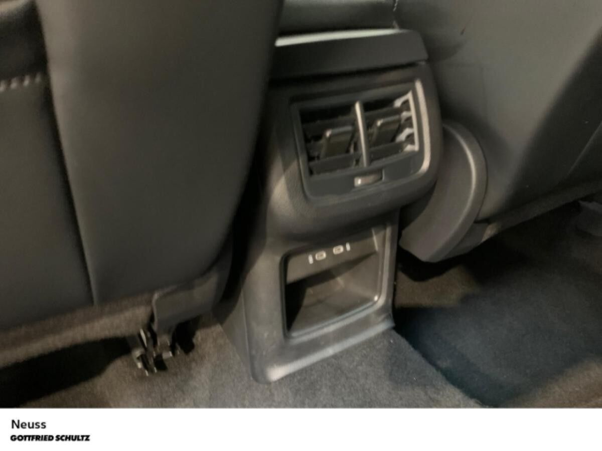 Seat Ateca XPERIENCE TSI DSG NAVI SITZHEIZUNG EINPARKHILFE LED