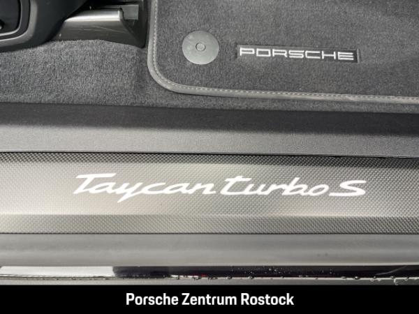 Porsche Taycan Turbo S | 761 PS | 1 Vorbesitzer