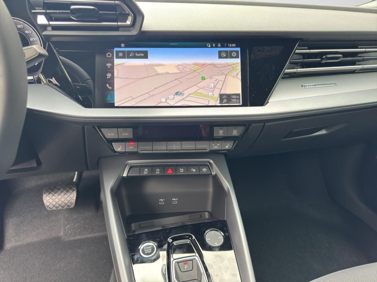 Audi A3 Sportback advanced TFSI S tronic*MEGA-AKTION*Navi*LED*Sportsitze*Assistpakete*18"Alu*Kamera*