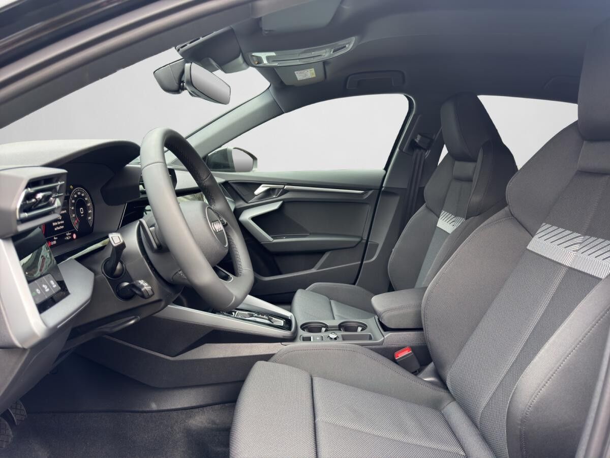 Audi A3 Sportback advanced TFSI S tronic*MEGA-AKTION*Navi*LED*Sportsitze*Assistpakete*18"Alu*Kamera*