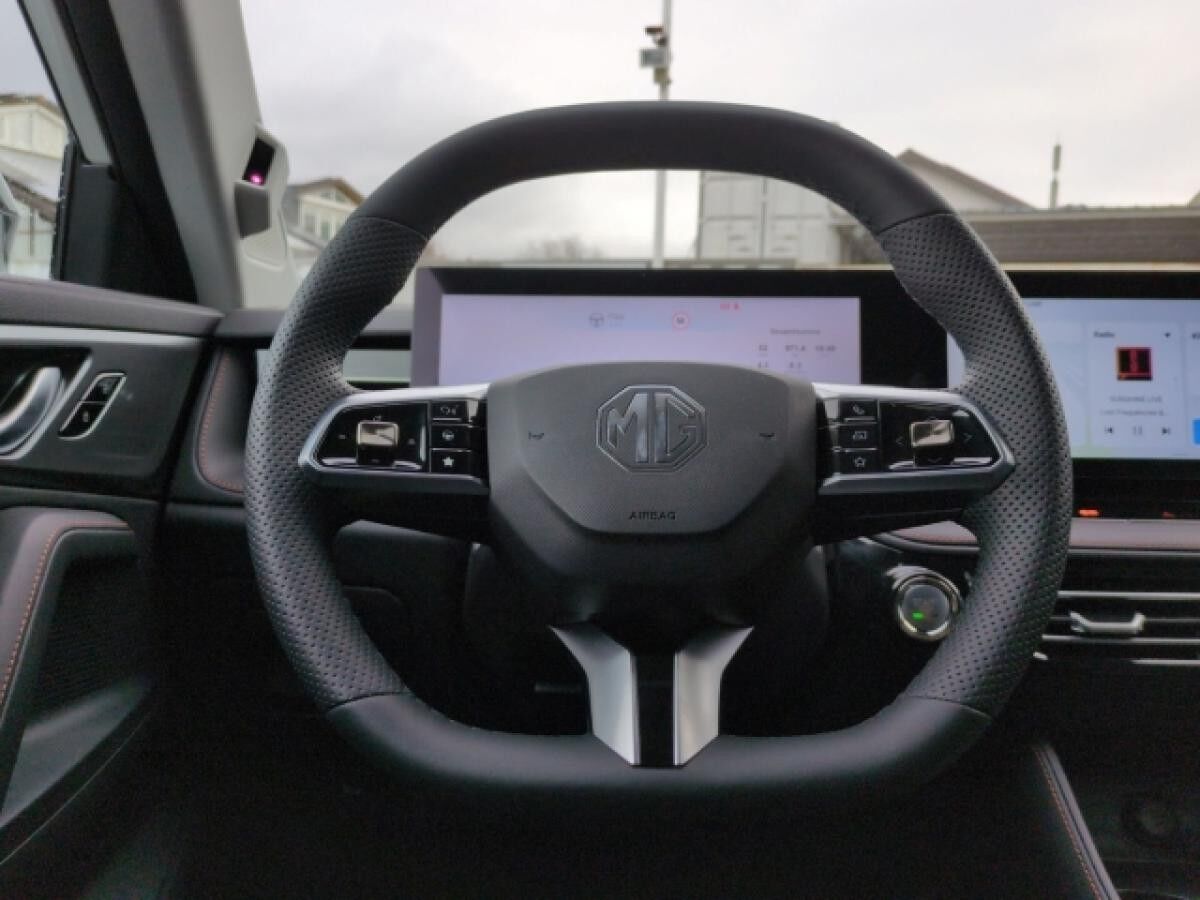 MG HS Schaltgetriebe  Comfort✨1.5T Farbe Wählbar 😜😜😜