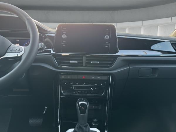 Volkswagen T-Roc Style 2.0TDI DSG AHK,SPORT,BUSINESS,BLACK,IQ