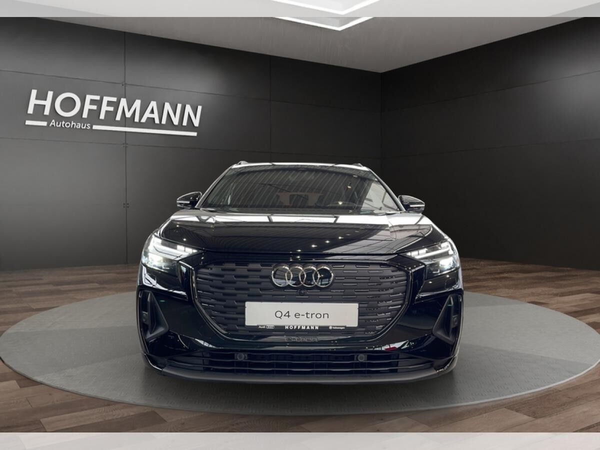 Audi e-tron Q4 45 e-tron / HuD, AHK, edtition S line, Assistenzpaket