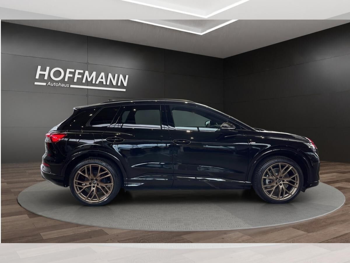 Audi e-tron Q4 45 e-tron / HuD, AHK, edtition S line, Assistenzpaket