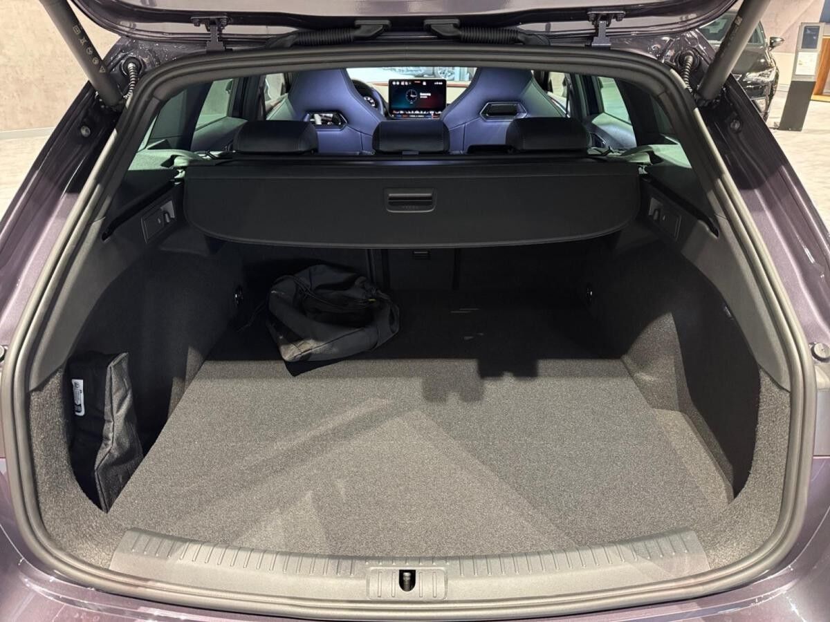 Cupra Leon Sportstourer VZ Black Ed. 1.5 e-Hybrid *AHK*Sennheiser*Intelligent*Leder*