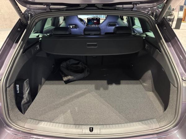 Cupra Leon Sportstourer VZ Black Ed. 1.5 e-Hybrid *AHK*Sennheiser*Intelligent*Leder*