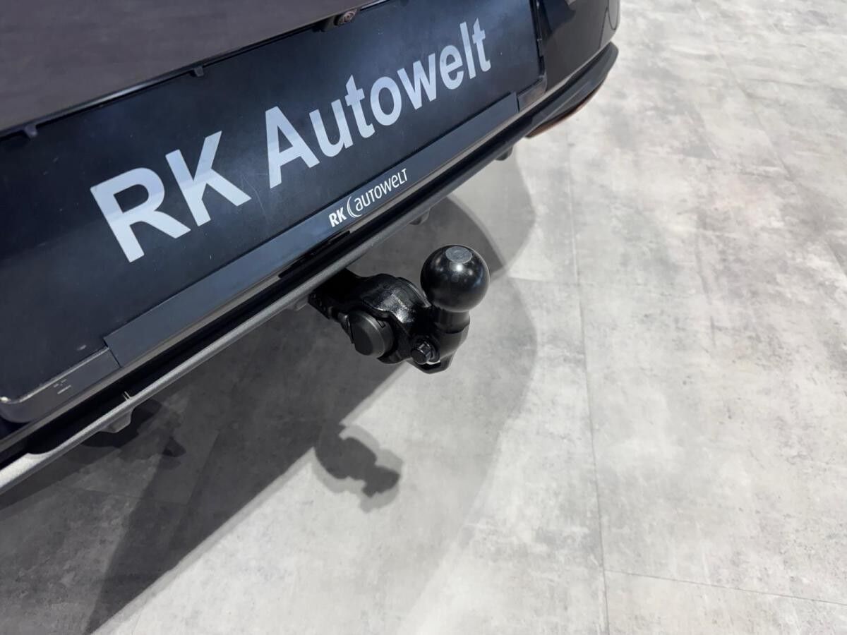 Cupra Leon Sportstourer VZ Black Ed. 1.5 e-Hybrid *AHK*Sennheiser*Intelligent*Leder*