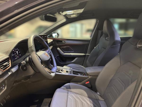 Cupra Leon Sportstourer VZ Black Ed. 1.5 e-Hybrid *AHK*Sennheiser*Intelligent*Leder*