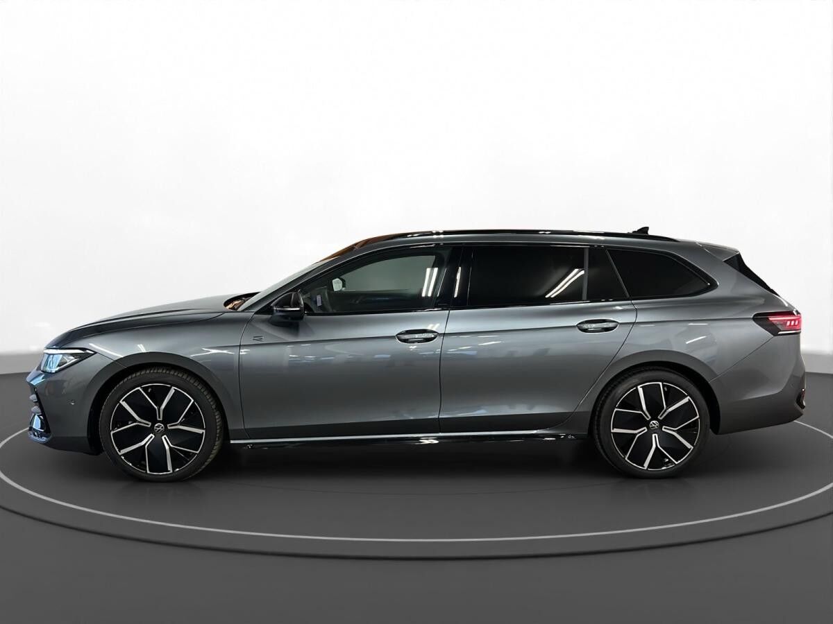 Volkswagen Passat Variant 2.0 TDI 4M R-Line AHK Matrix LM 19" ACC