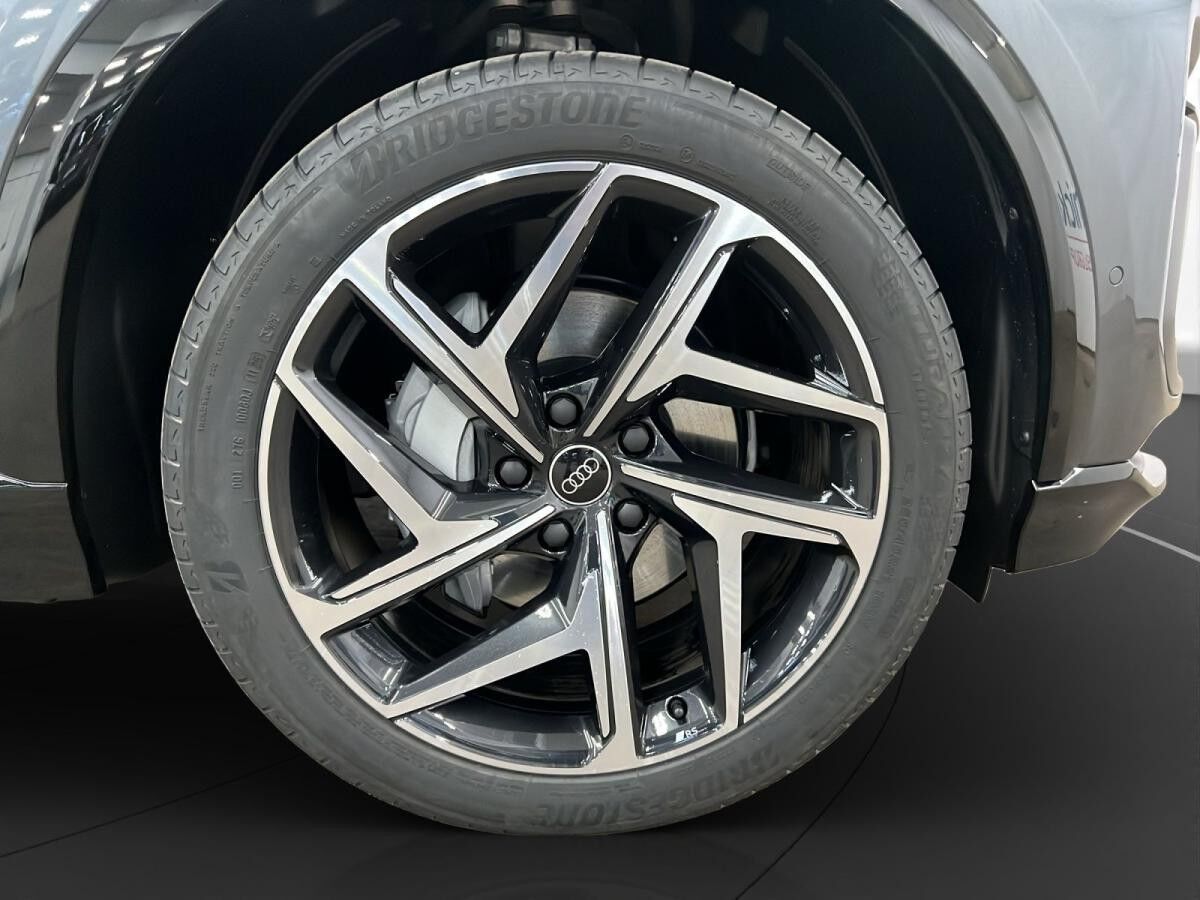 Audi Q6 e-tron S line LED LM 21" Navi ACC 360° Wärmepumpe